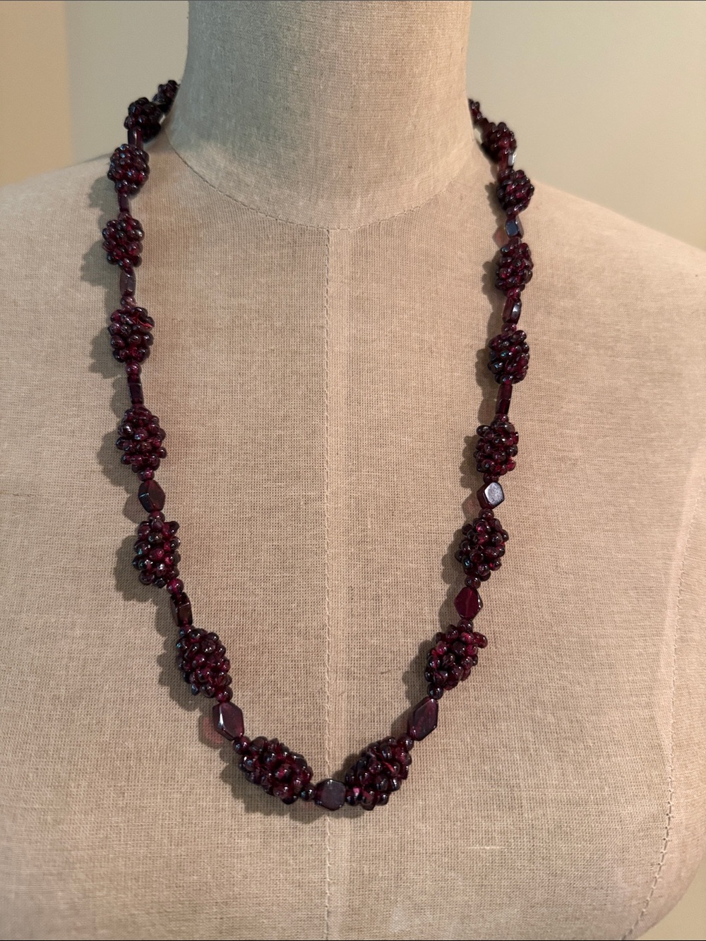 Vintage 1940’s Natural Garnet Berries Cluster Bead Necklace